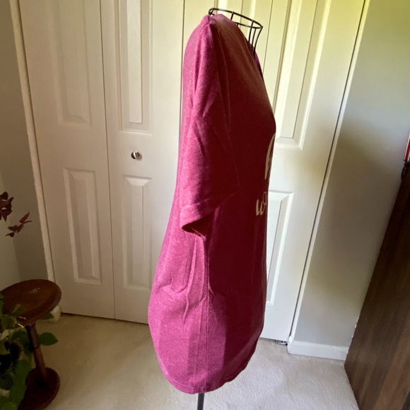 “Hello Weekend” t-shirt - Picture 4 of 7